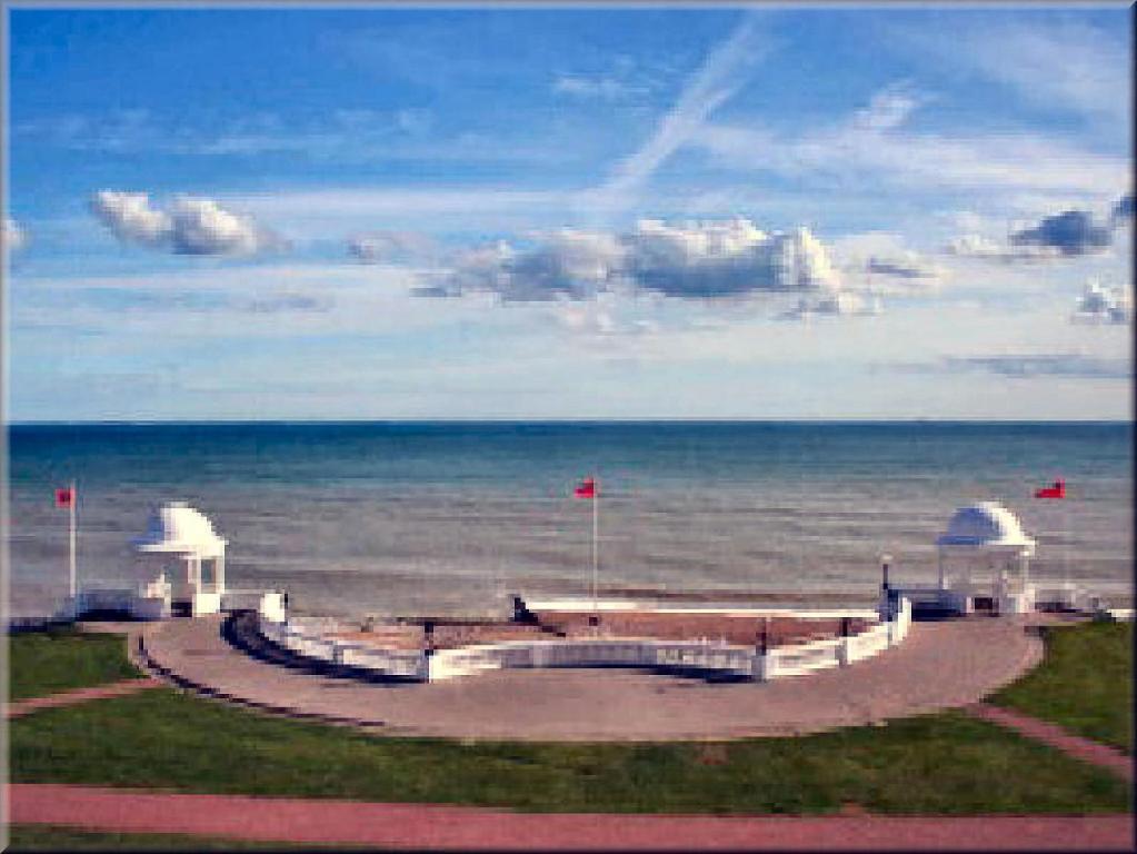 English Rose Bed & Breakfast Bexhill-on-Sea Exterior photo